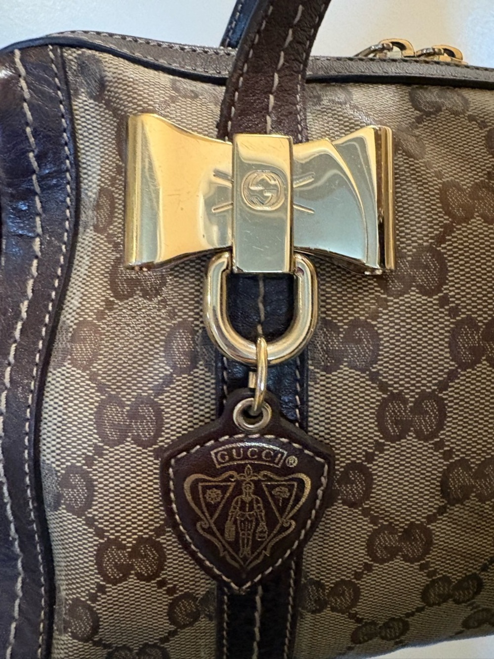 Gucci Brown Monogram Satchel with Gold Bow Accent. Authentic, Vintage Beautiful! - Picture 10 of 16